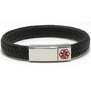 Pulsera de identificación de alerta médica con cuero suave Personalizado, cualquier grabado en la parte delantera y trasera 16 17 18 19 20 21 22 23 24cm por REDMEDID Black & Silver Clasp