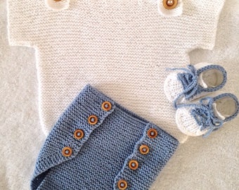 ON ORDER: Set / Half-sleeve tank top / panties / pair of sneakers / white / blue / organic cotton / 3 months