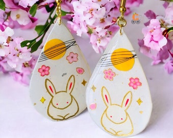 Boucles d'oreille lapin de Pâques d'inspiration japonaise, boucles d'oreille lapin blanc et lune