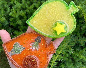mini leaf trays - loopcoop green yellow orange plant animal crossing nature gold star handmade resin epoxy gifts for women girls gamer
