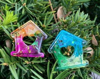 Birdhouse pins- resin art loopcoopshop lapel rubber clutch spring heart green blue orange pink gold handmade unique cute outdoorsy bird