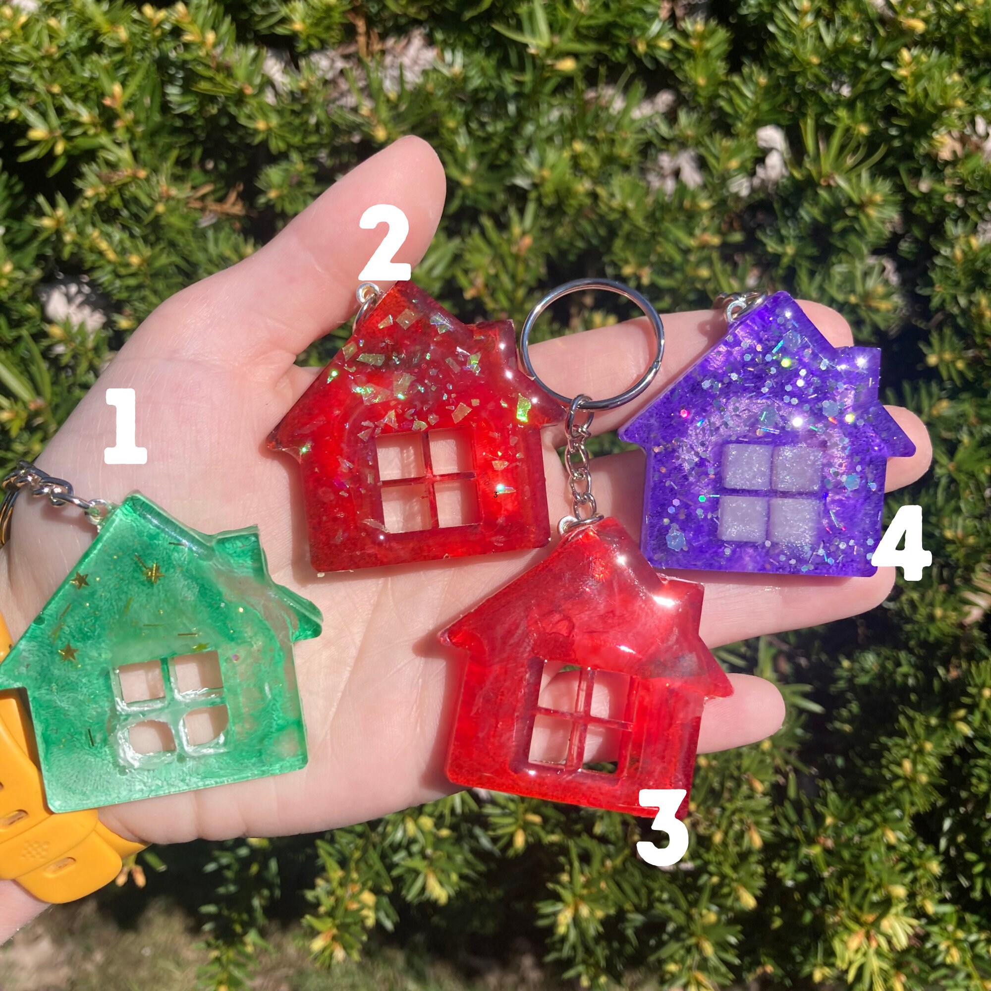 House Keychains- Loopcoopshop Green Resin Animal Crossing Gift Game ...