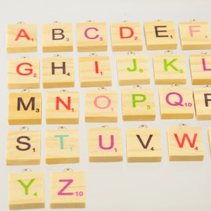 BRELOQUES azulejos Scrabble anillo de plata de madera, carta para elegir