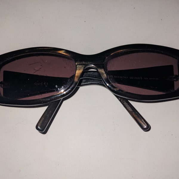 2x Sonnenbrille GUCCI 2526/s & VOGUE inkl. Etui