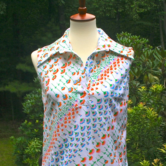 Vtg 70's Psychedelic Floral Blouse