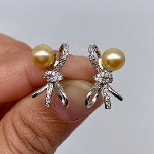 south sea pearl earring. S925 sterling silver stud earring. Seawater pearl. Natural pearl earring