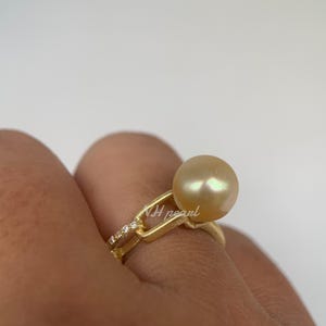 gold south sea pearl ring. S925 sterling silver cocktail ring. Seawater pearl. Natural pearl classic design ring