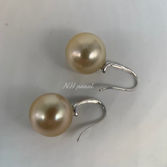 Orecchini Pendenti In Oro Bianco Con Due Diamanti Rotondi Taglio A - Foto 5