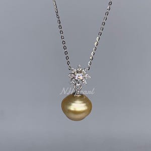 White south sea pearl pendant , s925 solid sterling silver and cz