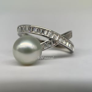 south sea pearl with elegant S925 sterling silver ring setting