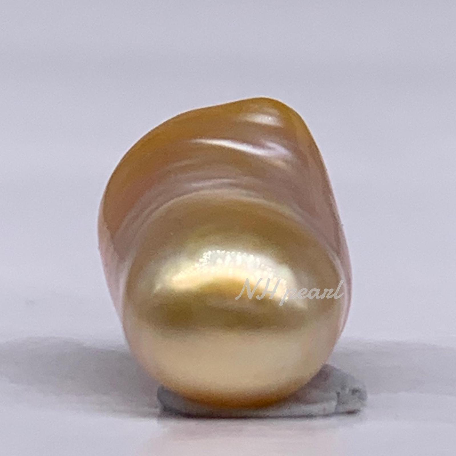 バロック南洋真珠ビーズ：天然ゴールドルースパール（7.7 mm x 11.8 mm