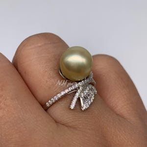 Natural white pearl ring. S925 sterling silver ring. White Seawater pearl. -BR