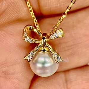 south sea pearl neklace pendant gold with s925 sterling silver necklace setting. genuine sea water pearl pendant, natural color