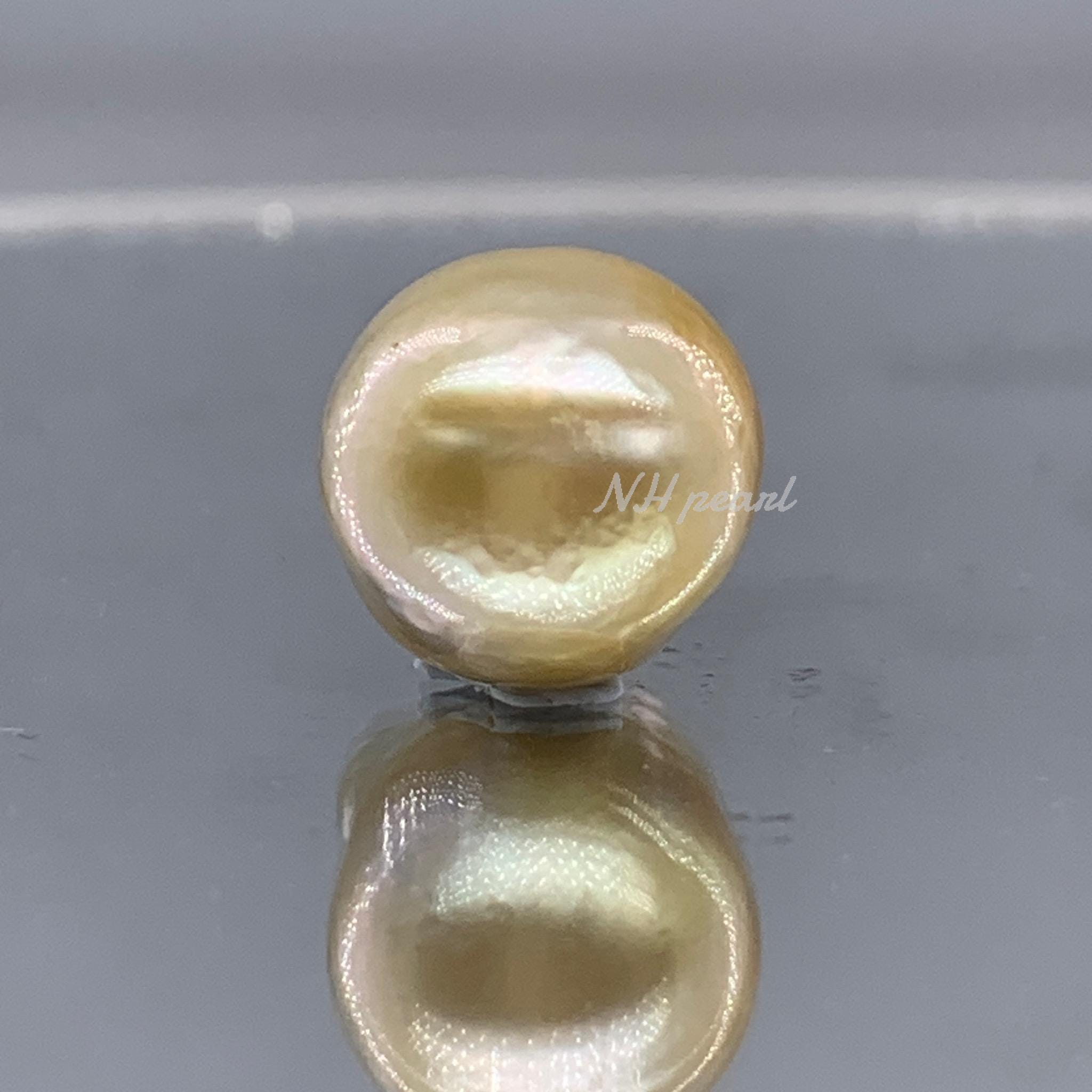 バロック南洋真珠 天然ゴールデンルースパール (12.4 mm -13.5 mm