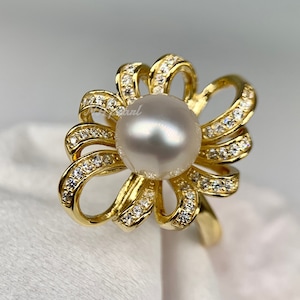 Golden south sea pearl with elegant S925 sterling silver ring setting