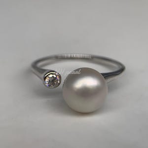 white south sea pearl with elegant S925 sterling silver ring setting