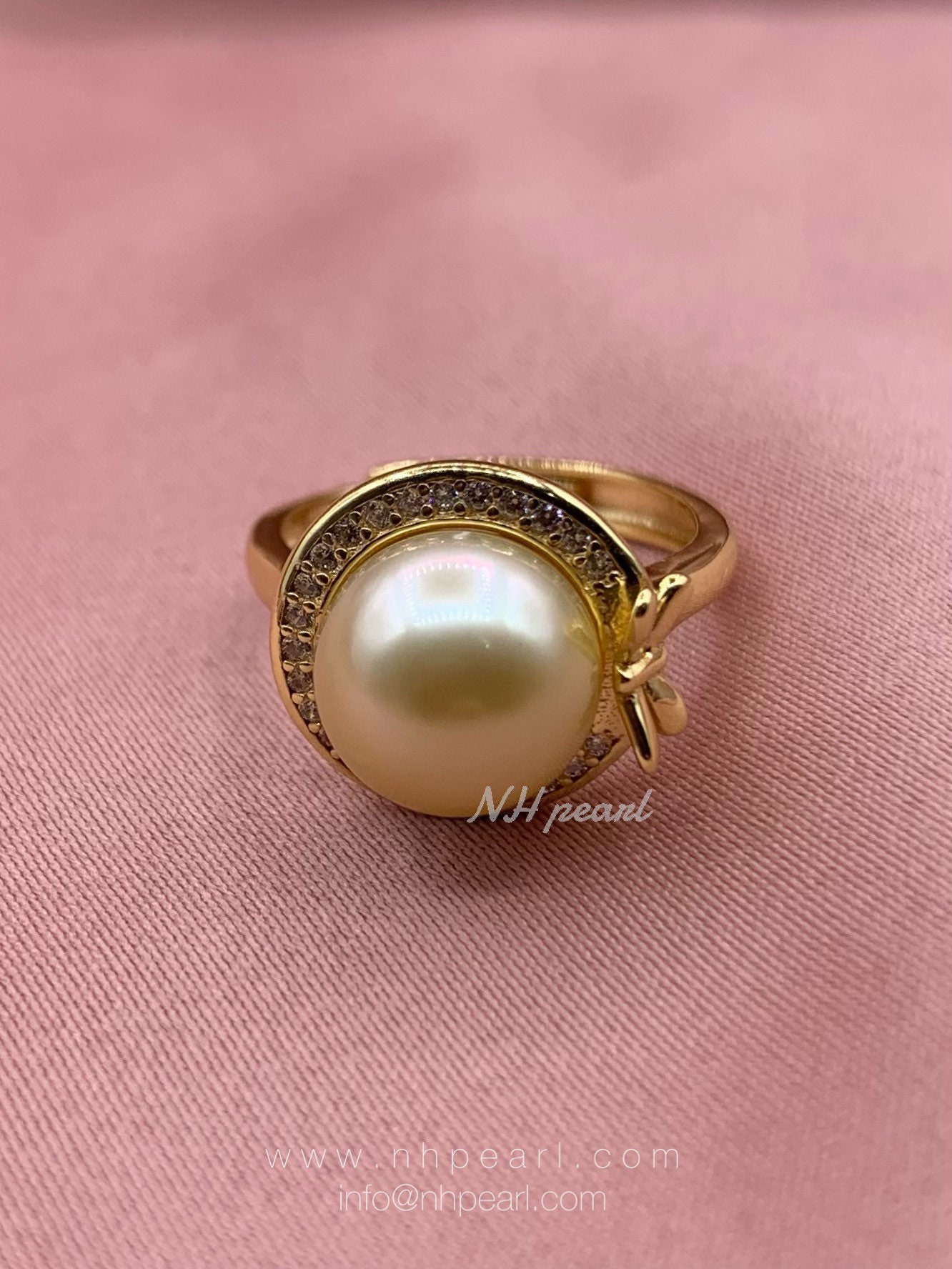 Round Golden South Sea Pearl With Elegant S925 Sterling Silver hq image