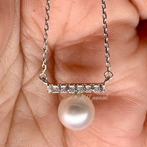 south sea pearl neklace pendant white with s925 sterling silver necklace setting. genuine sea water pearl pendant, natural color