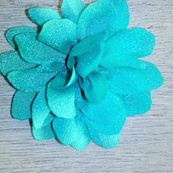 Fleur verte 5cm en tissu organza