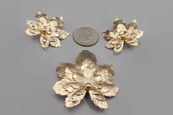Sarah Coventry Golden Maple Brooch Earrings Set, … - image 4