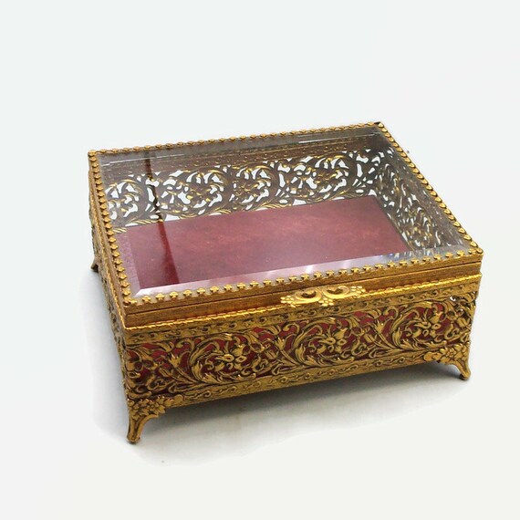 1960s Vintage Ormolu Gold Filigree Jewelry Box