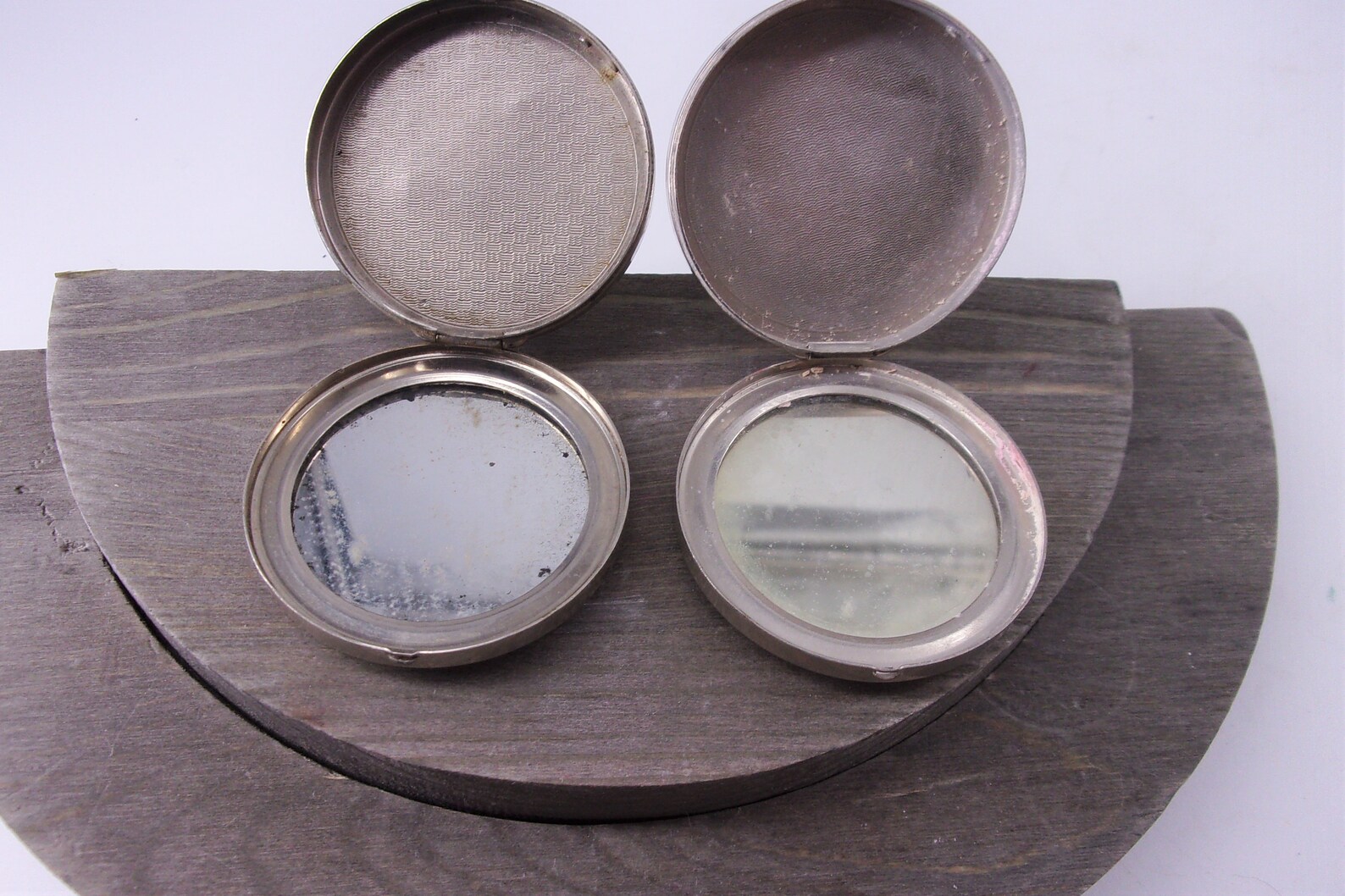 2 Vintage Silver Coty Makeup Compacts With Mirrors Etsy