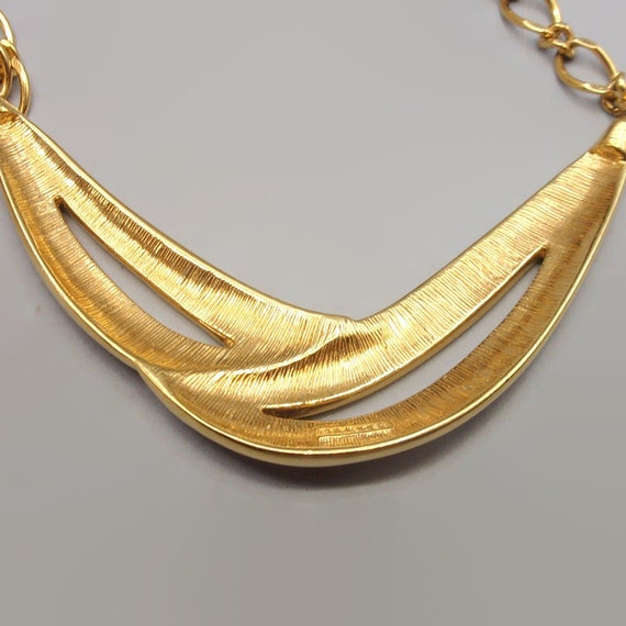 Monet Gold Red Enamel Choker Necklace, Vintage Je… - image 4
