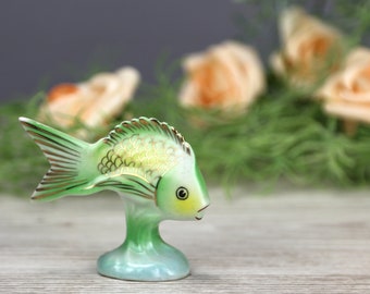 1960&#39;s Vintage Hand Painted Porcelain Fish, Hungarian Hollohaza Porcelain, Hand Painted Fishes Figurine, Art deco, 1960s, Fish figurine