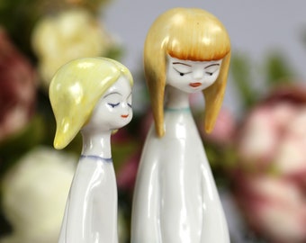 Vintage Hungarian Hollohaza porcelain sisters, Girl figurine from the &#39;70s, stamped, handpainted, Made In Hungary