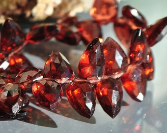 Marquise red Almandine garnet faceted 8-9mm - 6 stones