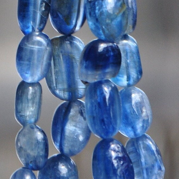 Cyanite bleue pépites ovales 6,5-8mm Disthène  pierre bleue -12 pierres