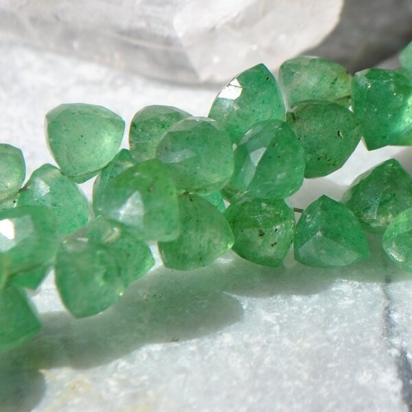 Quartz fraise vert trillions facettes 8 mm - 6 pierres