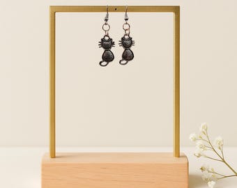 Antique Silver Cat Dangle Earrings: Whimsical Kitty Jewelry
