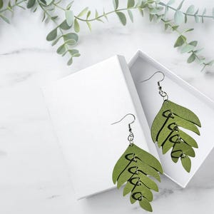 Green Faux Leaf Earrings: Boho Nature-Inspired Dangle Jewelry
