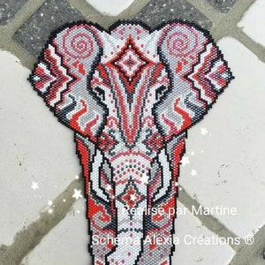 Peyote or Brick stitch pattern . Elephant image 1