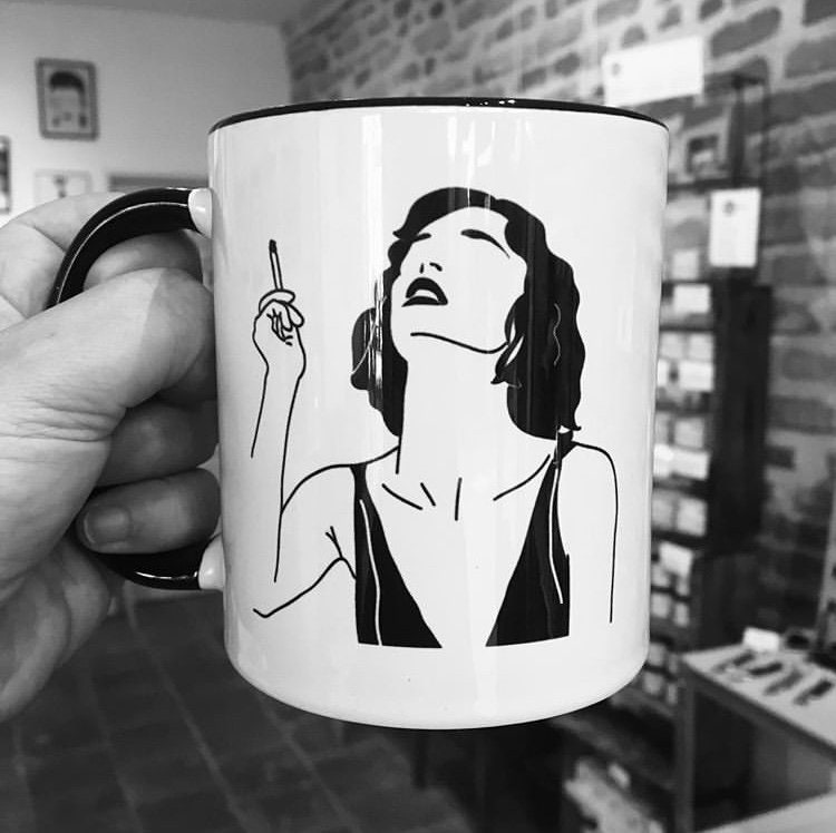 Mug La Fumeuse