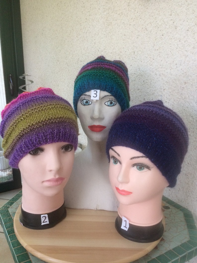 3 bonnets scintillants 1 tons bleus 1 tos bleu mauve 1 tons rose mauve vert jaune tricotés en acrylique lavable femme image 1
