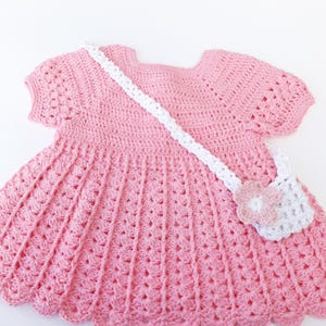 Robe enfant taille 1 an, au crochet fait main