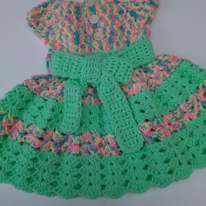 Robe enfant au crochet fait main