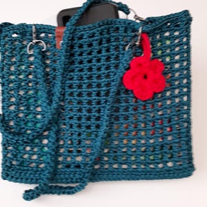 sac fourre-tout ,sac de plage,sac de courses, sac pour mettre l ordinateur,fait main au crochet