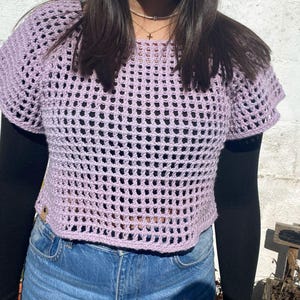 Blouse,haut ou top au crochet .
