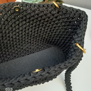 sac cabas,fourre-tout ,sac de plage,sac de courses, sac pour mettre l ordinateur,fait main au crochet