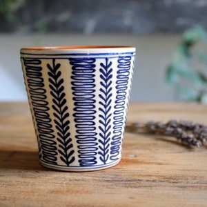 Set of 2 white or blue artisanal ceramic cups "Epi"