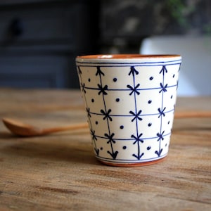 Set of 2 artisanal terracotta coffee cups with blue and white graphic pattern "Corund"