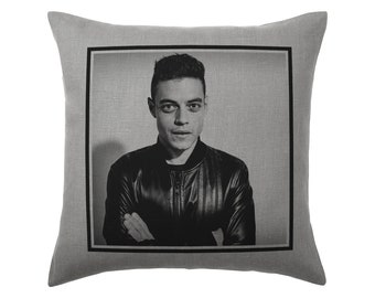 Rami malek | Etsy DIY Cushions Rami Malek Cushion Pillow