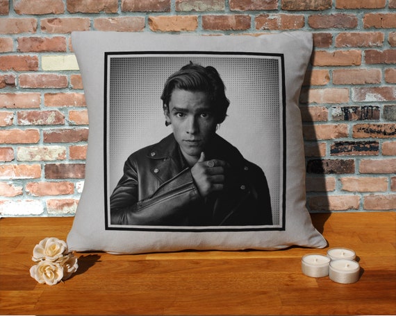 Brenton Thwaites Pillow Cushion 16x16in Henry Cavill Pillow Cushion 16x16in