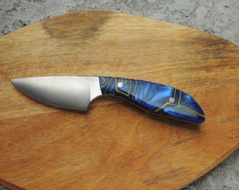 Stainless steel cheese knife