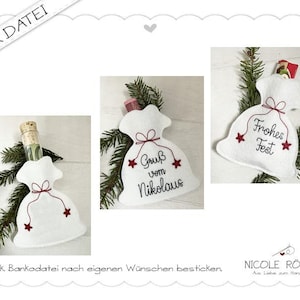 Pode incluir: Três sacos de presente de Natal de feltro branco com bordados vermelhos e brancos. Os sacos são decorados com estrelas vermelhas e o texto "Gruß vom Nikolaus", "Frohes Fest" e "Ink. Bankodatei nach eigenen Wünschen besticken."