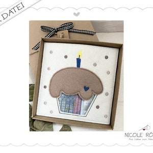 Archivo de bordado ITH 18x13 Muffin para cajas de regalo, tarjetas, vales, regalos en efectivo...