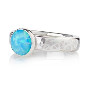 Handgemachte Silber Opal Gehämmerte Ring, opal ringe